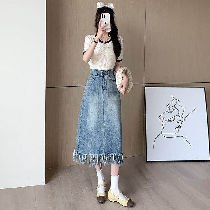 Jupe midi en denim pour femmes avec ourlet frangé Chic & Stil
