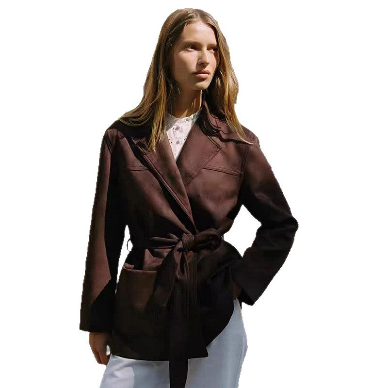Fashionable blazer jacket for women Lune London