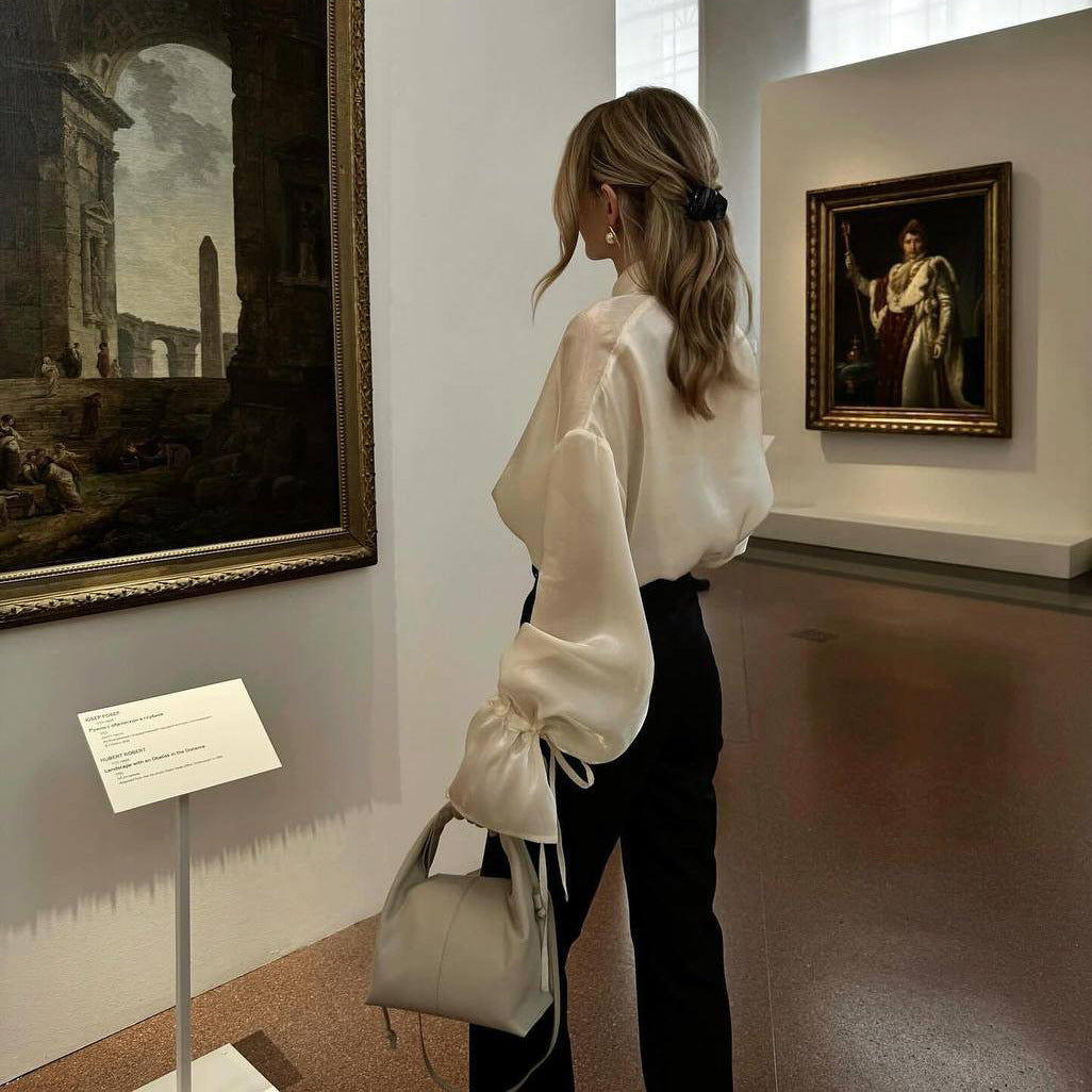Elegant satin blouse for women, with voluminous sleeves and tying details Lune London