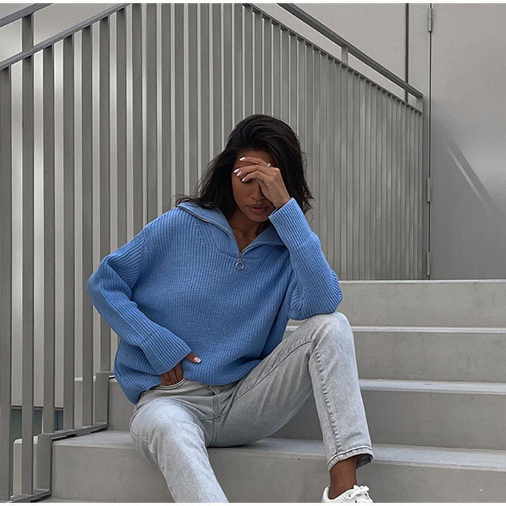 Women High-quality sweater with modern collar and zipper Lune London