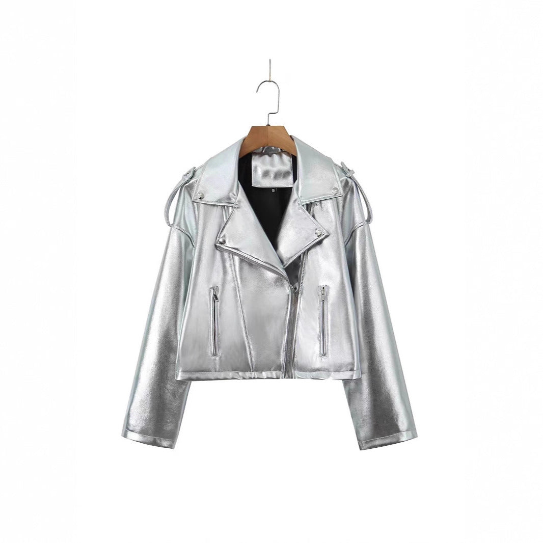 Elegant motorcycle jacket for women with zipper closure and practical pockets Lune London