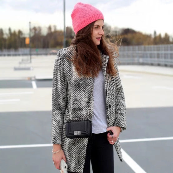 Women Stylish Double-Breasted Blazer with Classic Houndstooth Pattern Lune London