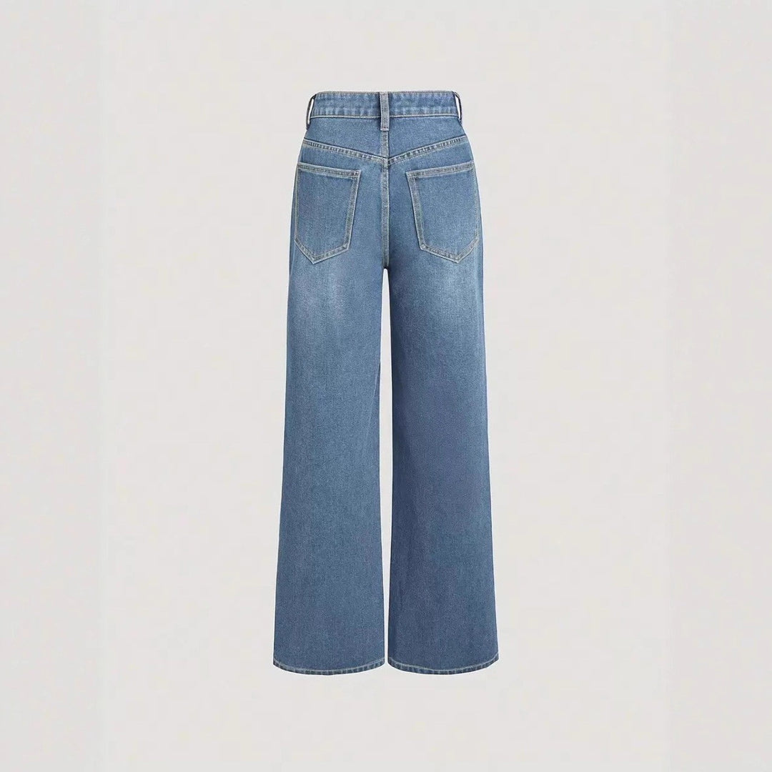 Ladies Jean and loosely cut denim Lune London