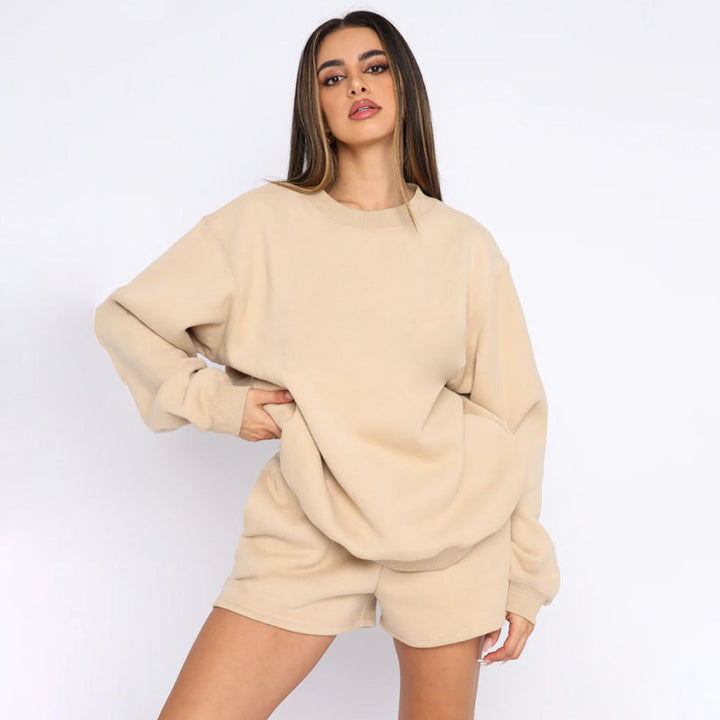 Lune London women's sporty sweatshirt and shorts set