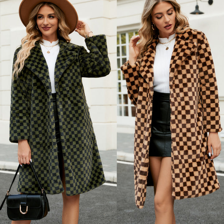 Elegant faux fur coat for women with a modern check pattern and a wide collar Lune London