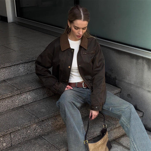 Faux leather jacket for women with an attractive leopard pattern and an elastic waist Lune London