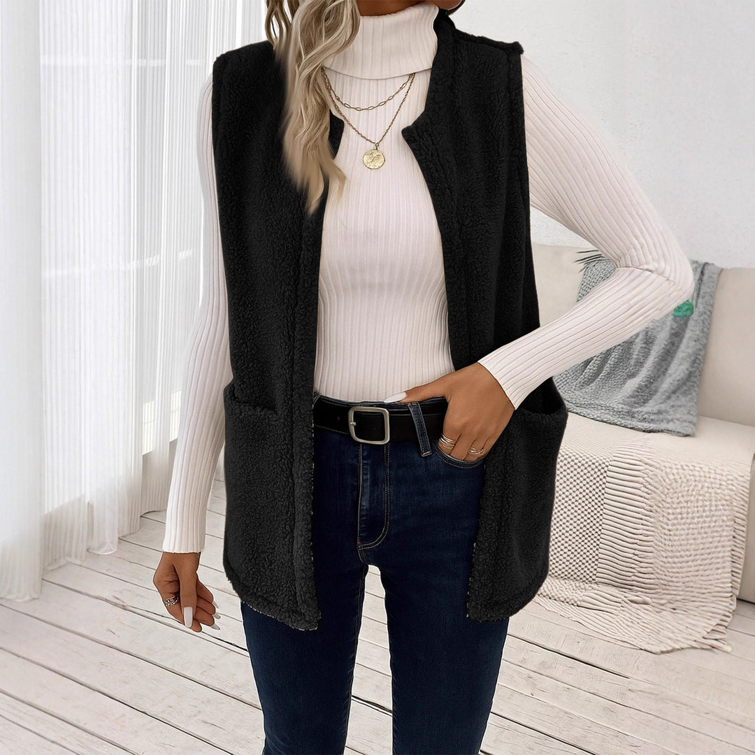 Women fluffy vest with deep pockets Lune London