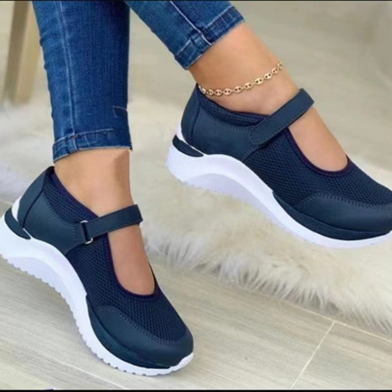Lune London sporty leisure shoes for women with a breathable material upper and an adjustable strap system