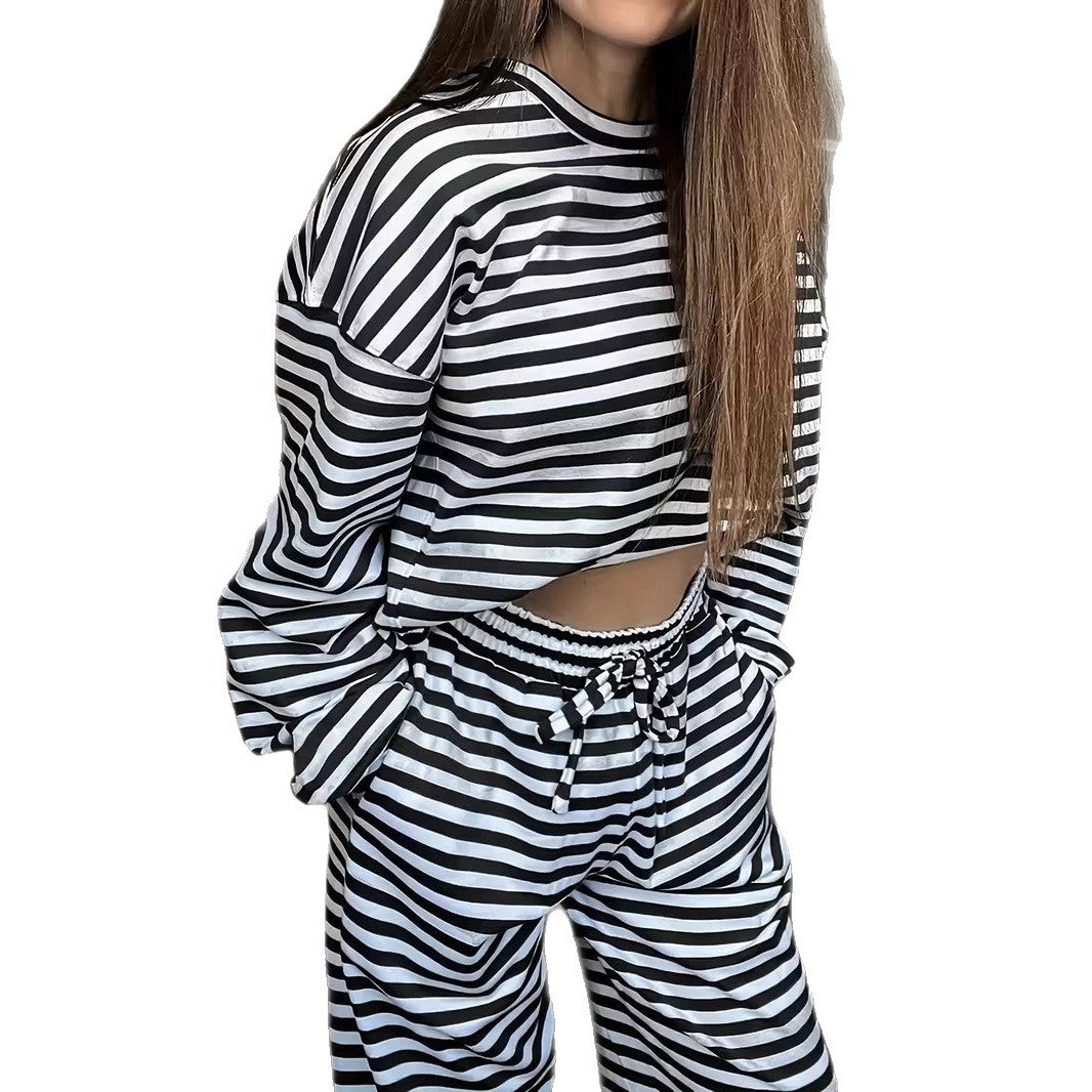 Ensemble de loisirs rayé élégant pour femmes Chic & Stil