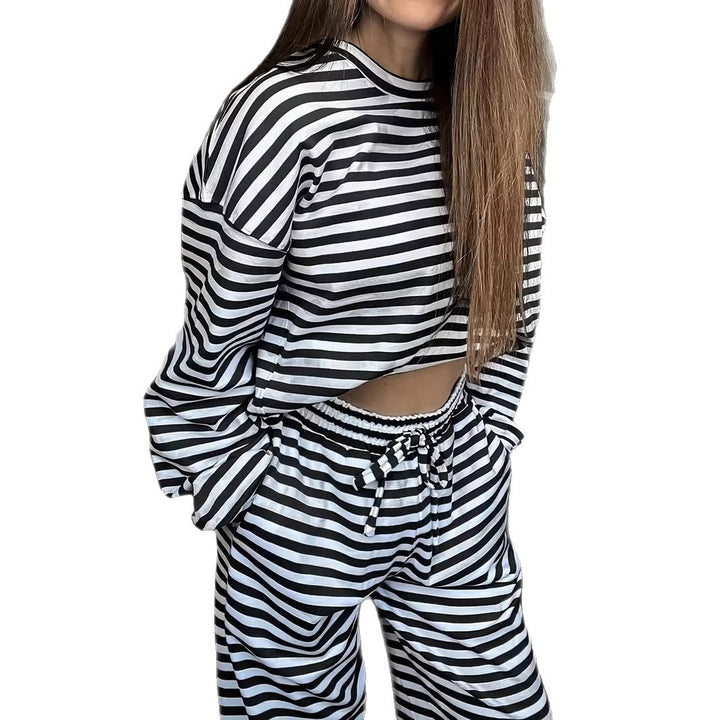 Ensemble de loisirs rayé élégant pour femmes Chic & Stil