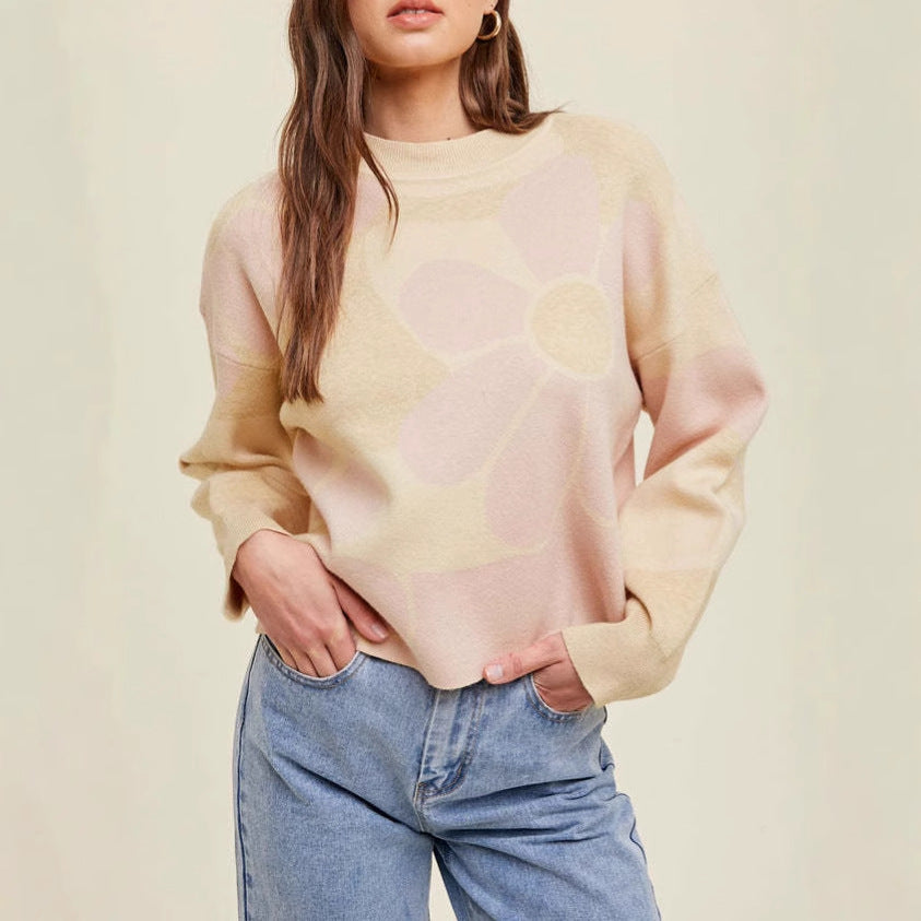 Casual knitted sweater for women with floral pattern Lune London