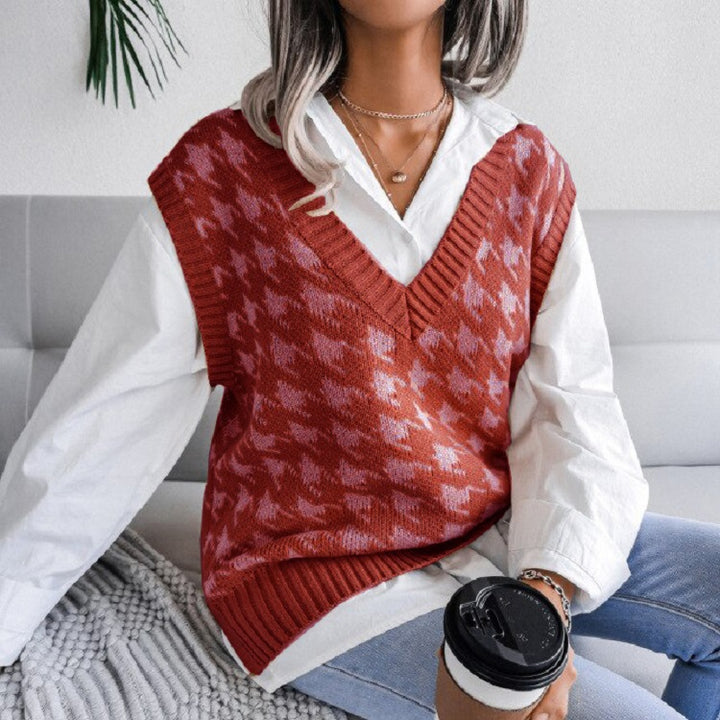 Lune London Women's Knit Vest with a Modern Herringbone Pattern
