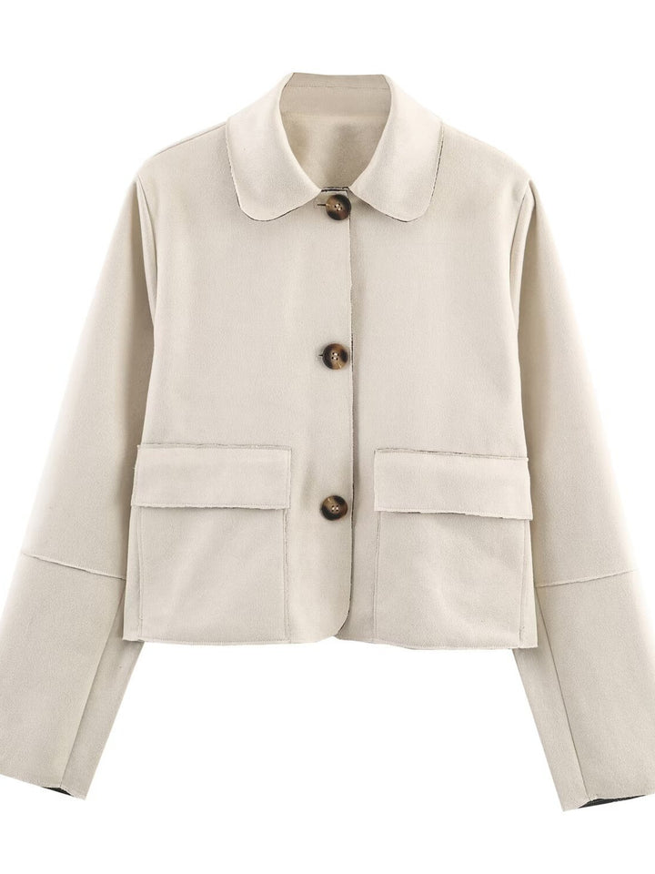 Trendy short jacket for women with practical pockets and discreet collar Lune London