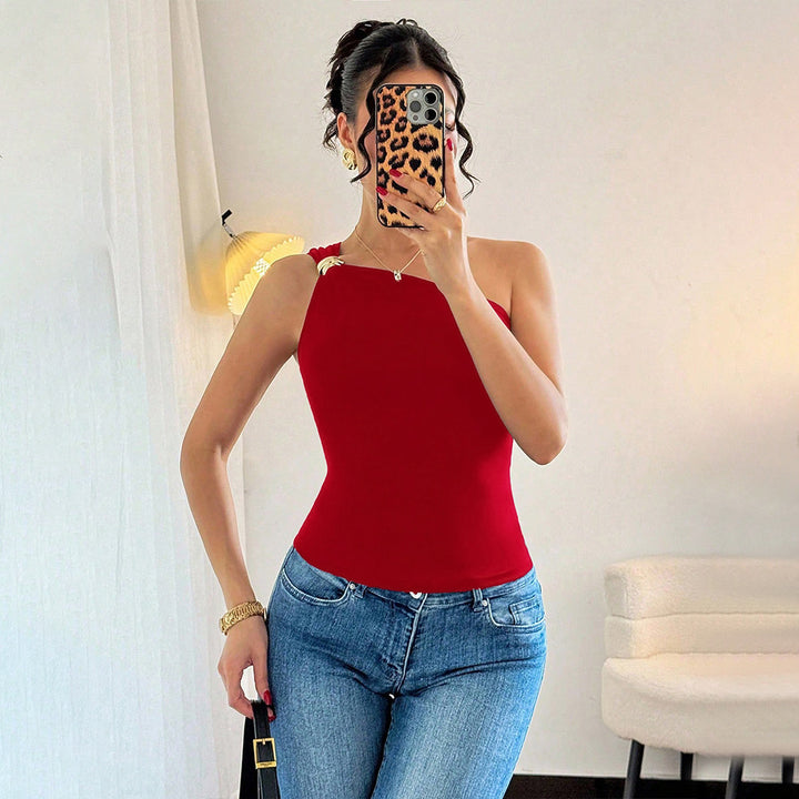 Asymmetrical women's body with decorative knot Chic & Stil