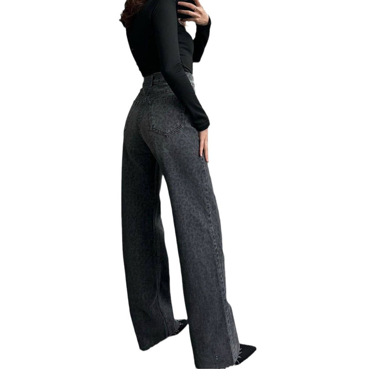 Trendy snake-pattern women's jeans with high waist and straight cut Lune London