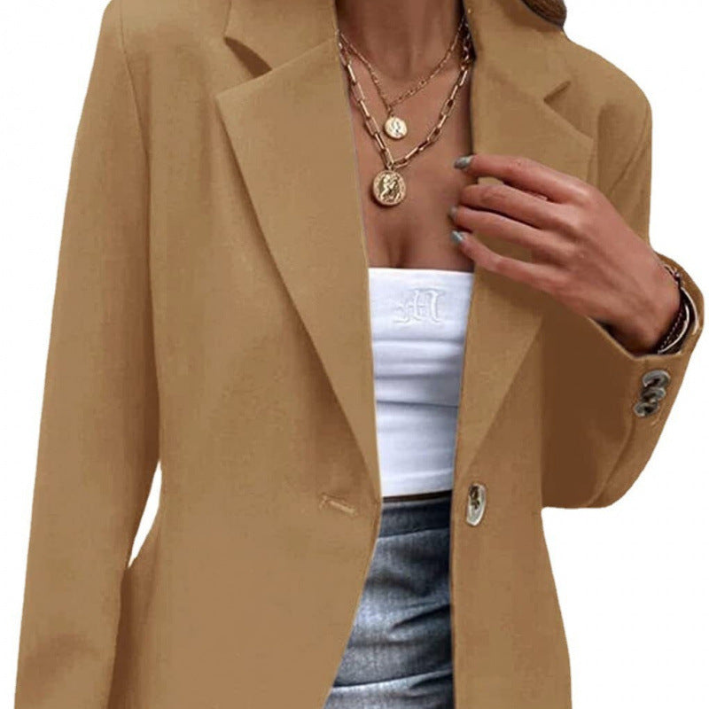 Femme blazer moderne avec des détails élégants Lune London