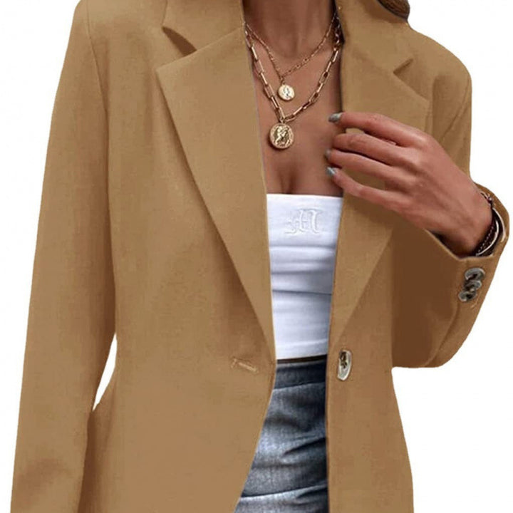 Femme blazer moderne avec des détails élégants Lune London
