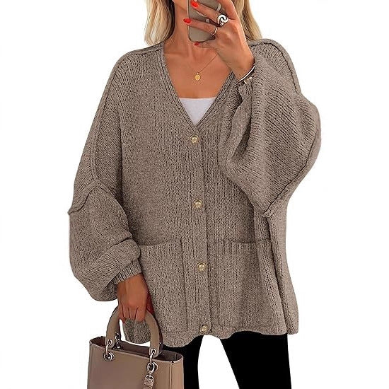 Ladies oversized cardigan with buttons and large pockets Lune London