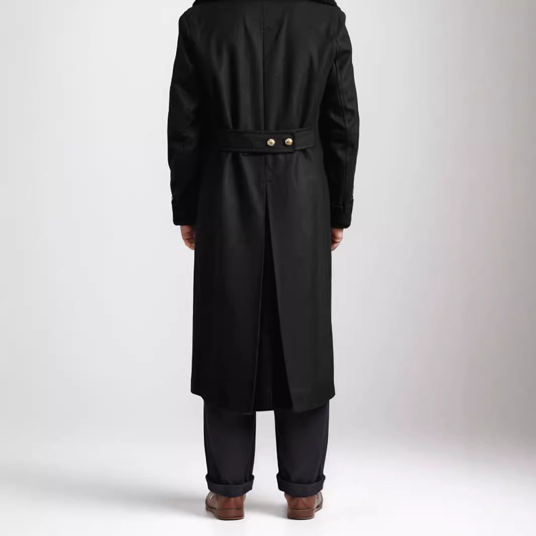 Elegant long coat for men with high-quality finish and double-breasted Lune London