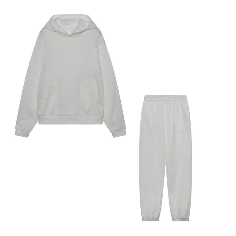 Ensemble de sweat à capuche sportif et de pantalon de jogging Chic & Stil pour femmes