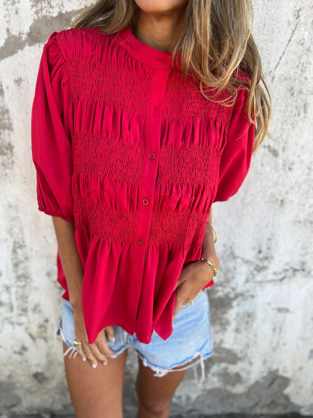 Women's blouse with gathered detail and button closure Lune London