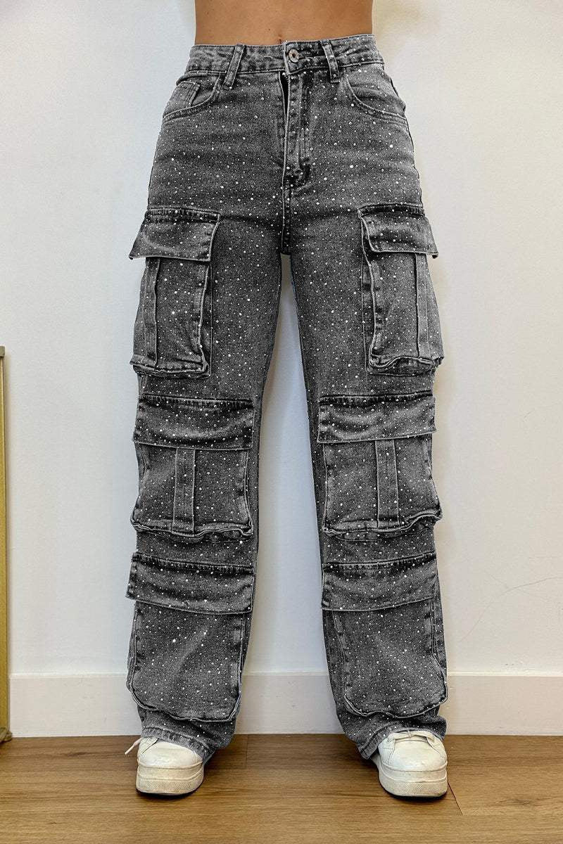 Ladies Cargo Jeans with multiple pockets and relaxed fit Lune London