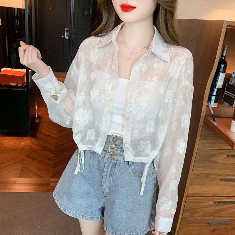 Blouse transparente pour femmes avec design floral Chic & Stil