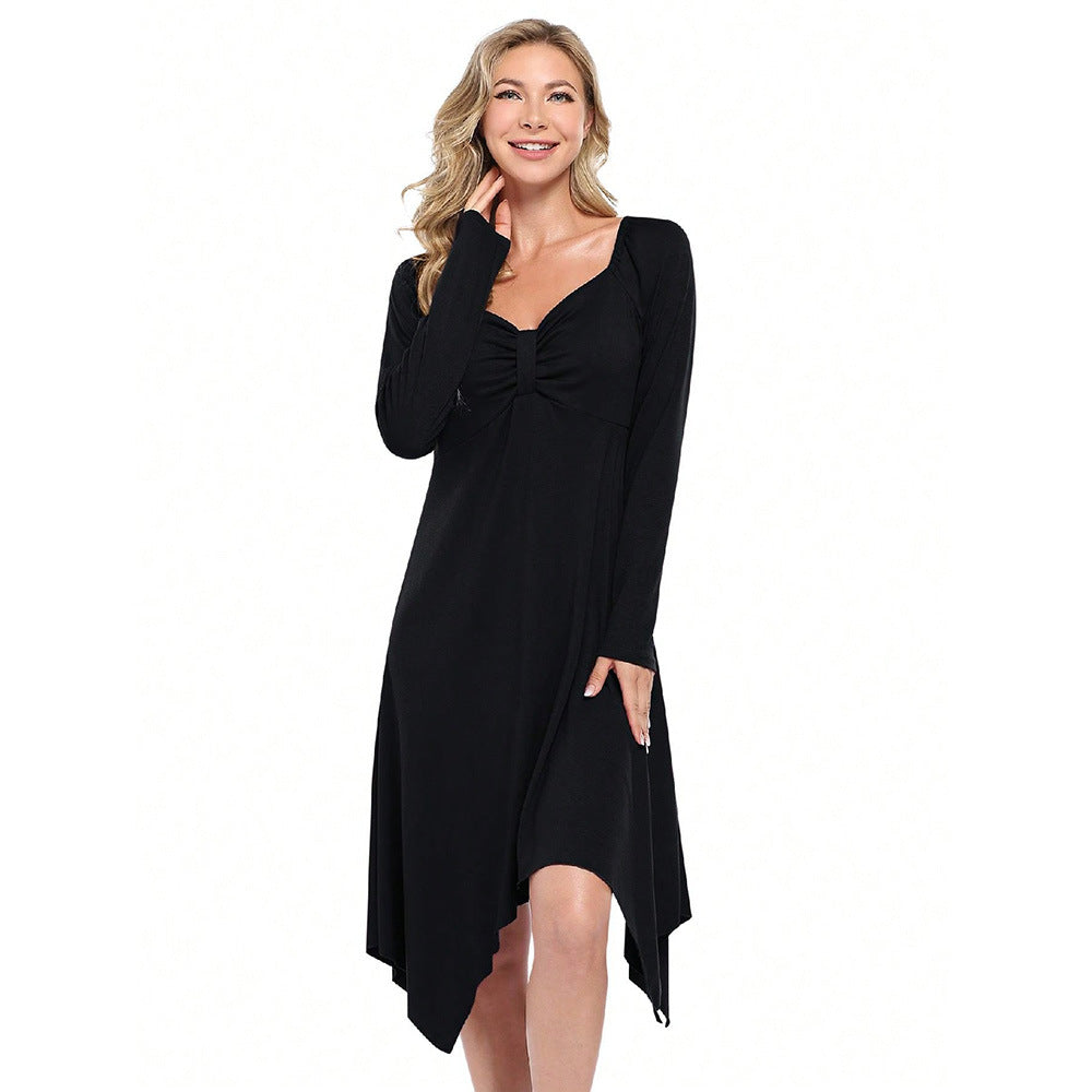 Asymmetrical long dress for women with long sleeves and ruched top Chic & Stil