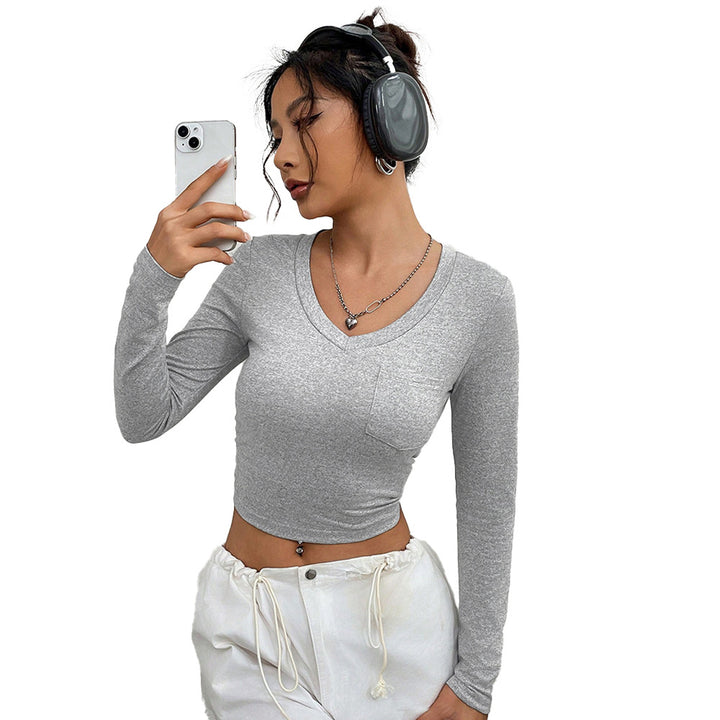 Chemise ajustée à manches longues pour femmes avec col en V et poche poitrine pratique Chic & Stil