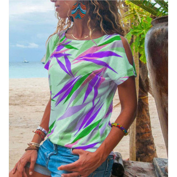 T-shirt pour femme avec coupe asymétrique et motif de feuilles colorées Chic & Stil