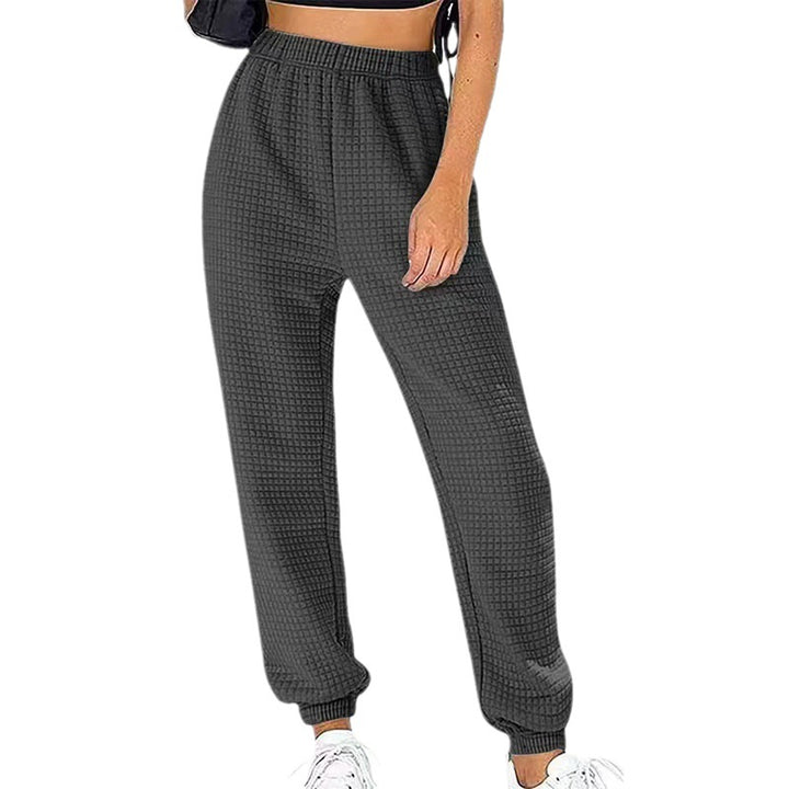 Leisure pants for women in textured fabric with Lune London design