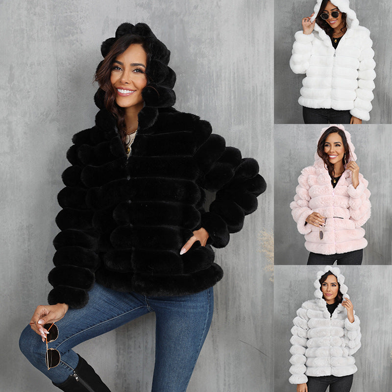 Women's Trendy Hooded Jacket Made Of Faux Fur with Textured Pattern Lune London