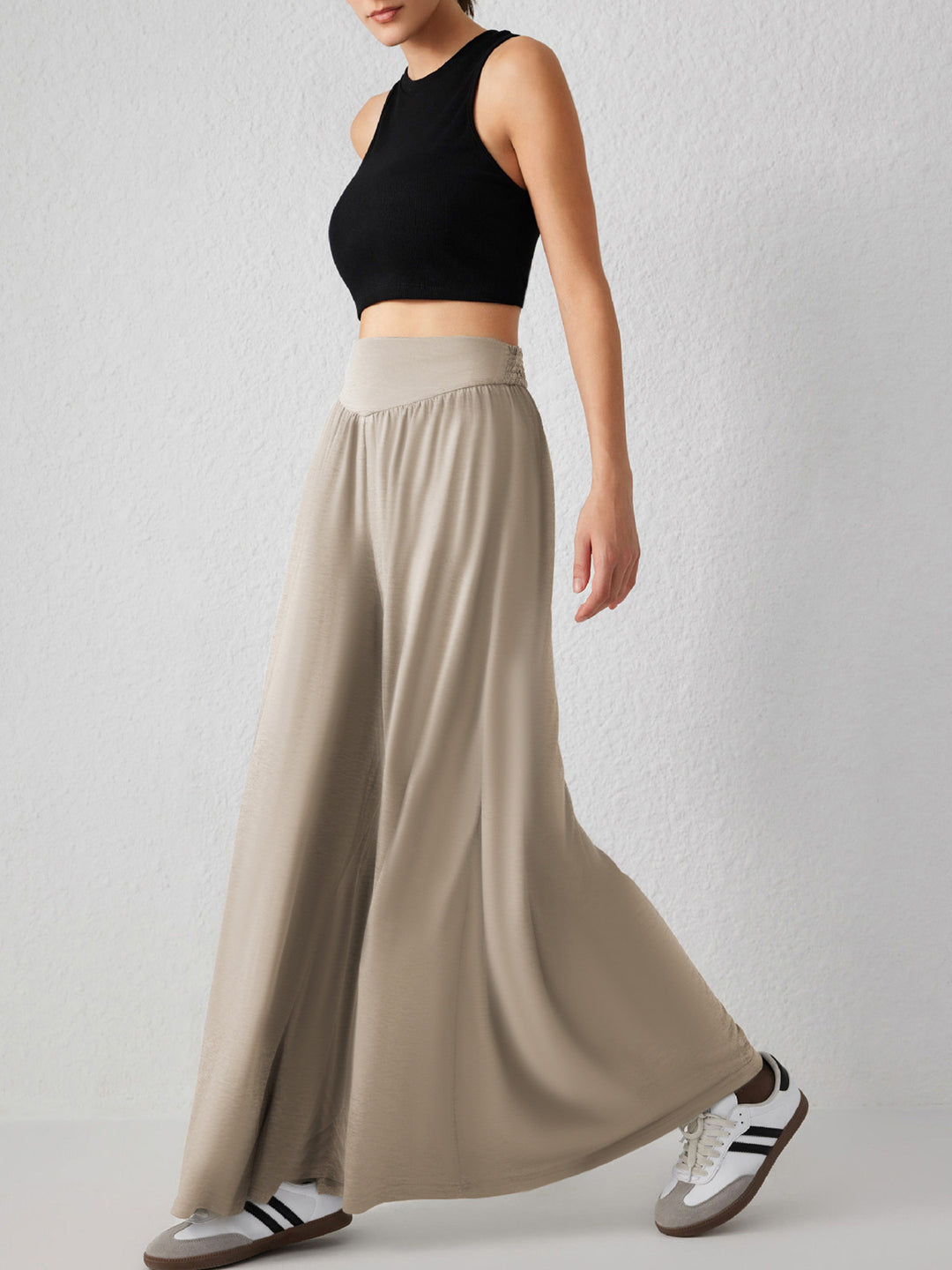 Airy maxi skirt for women with a loose fit and elastic waist Lune London