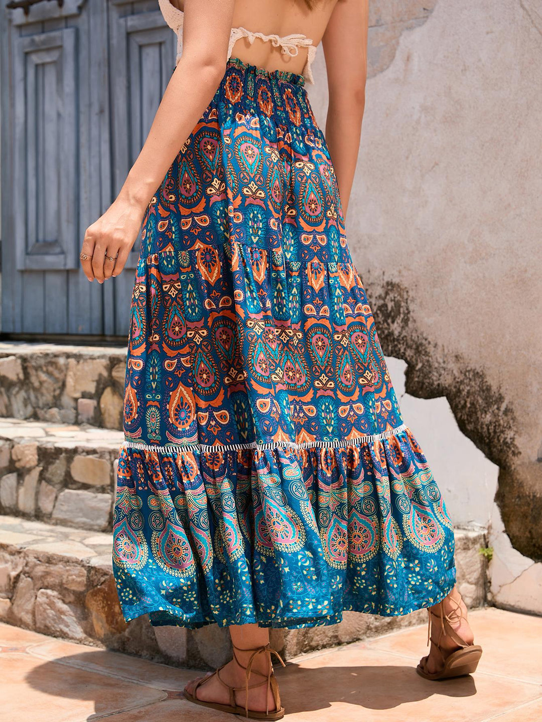 Long skirt for women with artistic paisley pattern and voluminous hem Lune London