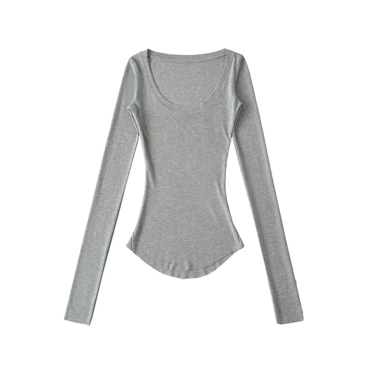 Long sleeve blouse for women with an elegant round collar and a fitted cut Lune London