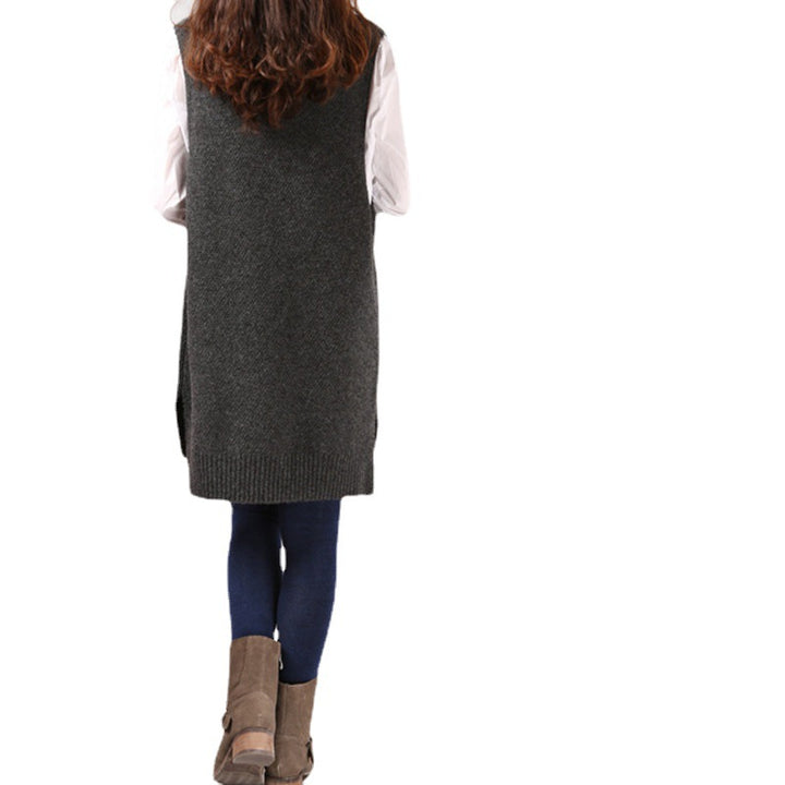 Knit vest for women with deep V-neck and practical pockets Lune London