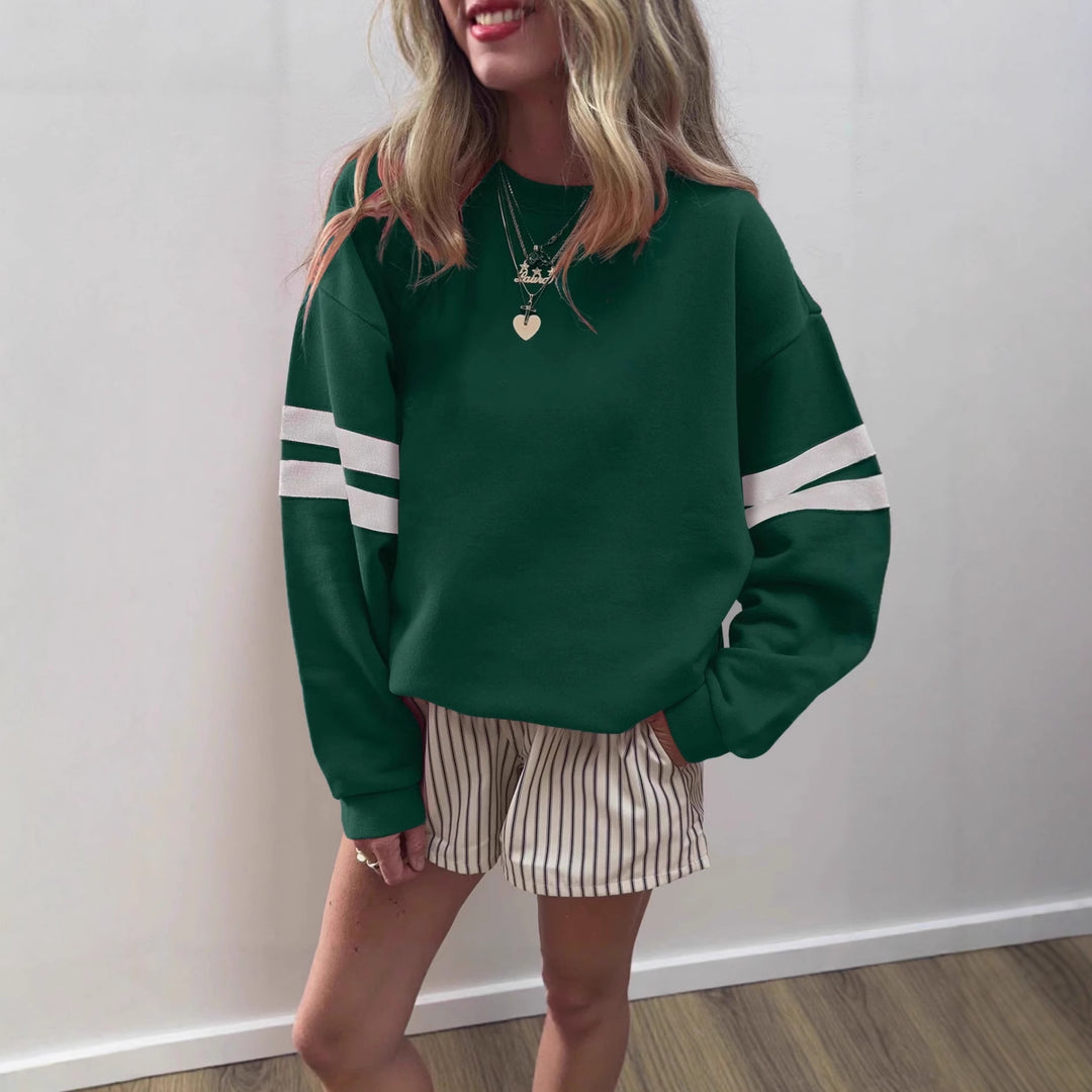 Sporty sweatshirt for women with contrasting color sleeves Lune London