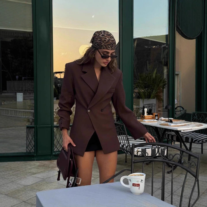 Elegant double-breasted blazer jacket for women in high-quality fabric Lune London