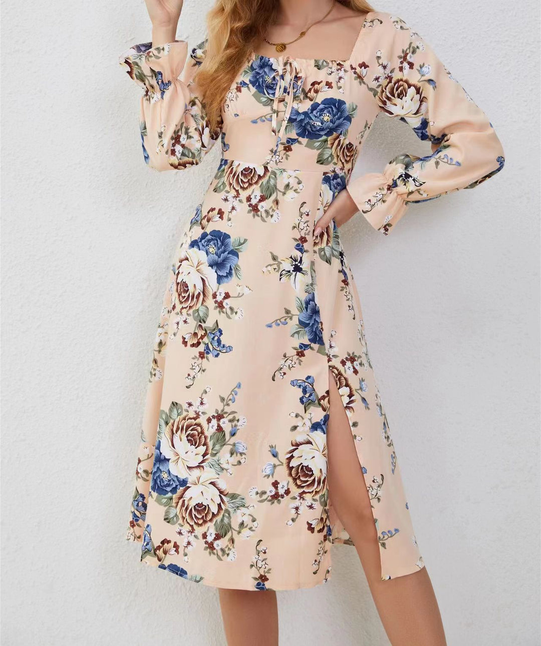 Maxi dress for women with floral accents and deep slit Lune London