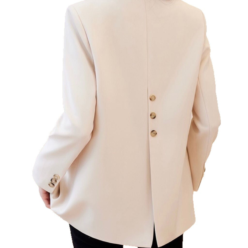 Blazer élégant pour femmes avec coupe structurée et détails intemporels Chic & Stil