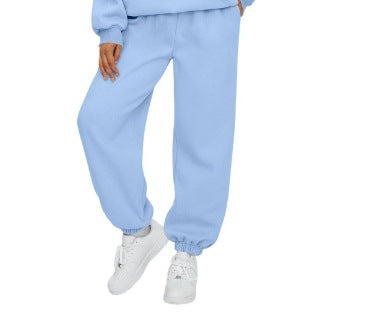 Casual pants for women with elastic waist and deep pockets Lune London