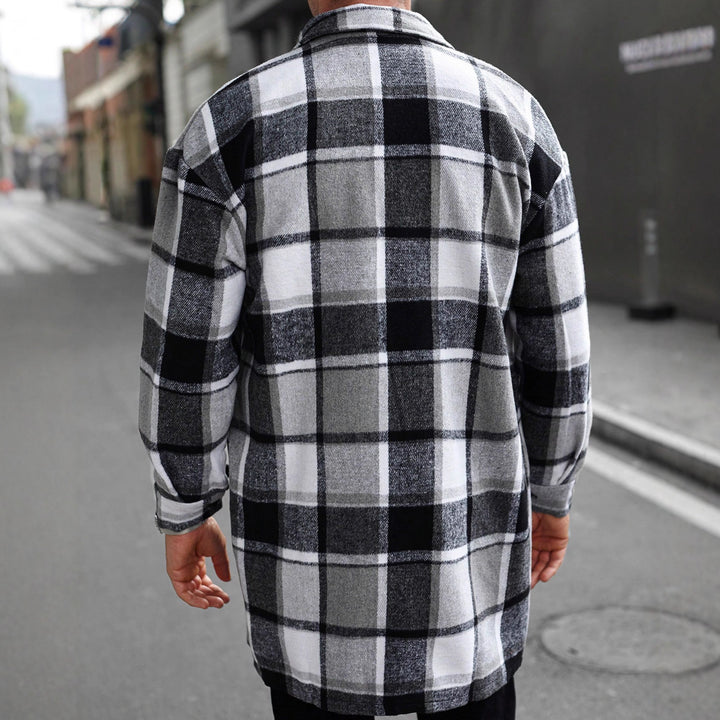 Flannel shirt jacket for men with a checked design and practical pockets Lune London