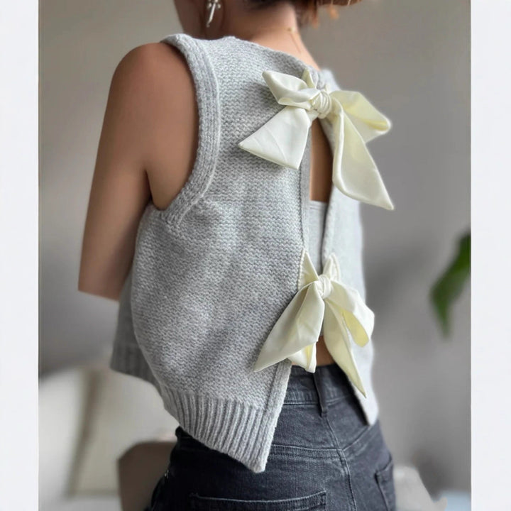 Knitted T-shirt for women with decorative knots Lune London