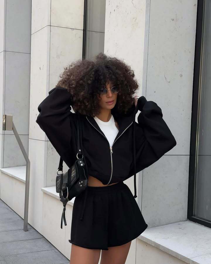 Casual sweatshirt set for women with surplus fabric and high collar Lune London