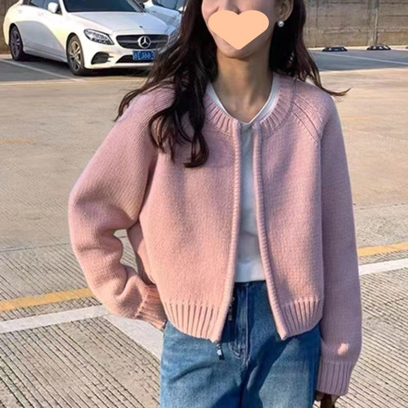 Casual knit jacket for women with a loose fit and ribbing Lune London