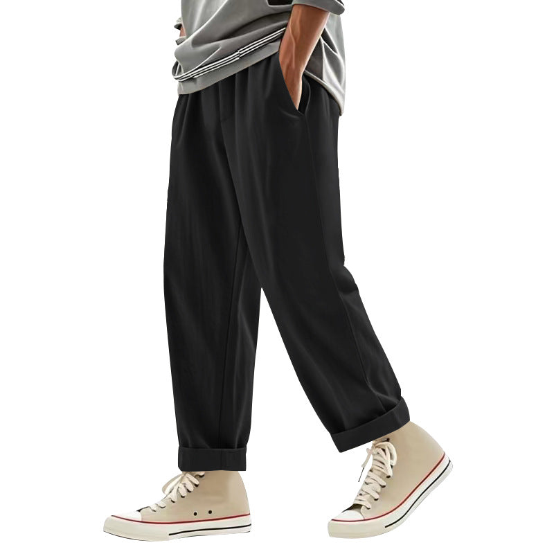 Casual pants for men with elegant pleats and a comfortable fit Lune London