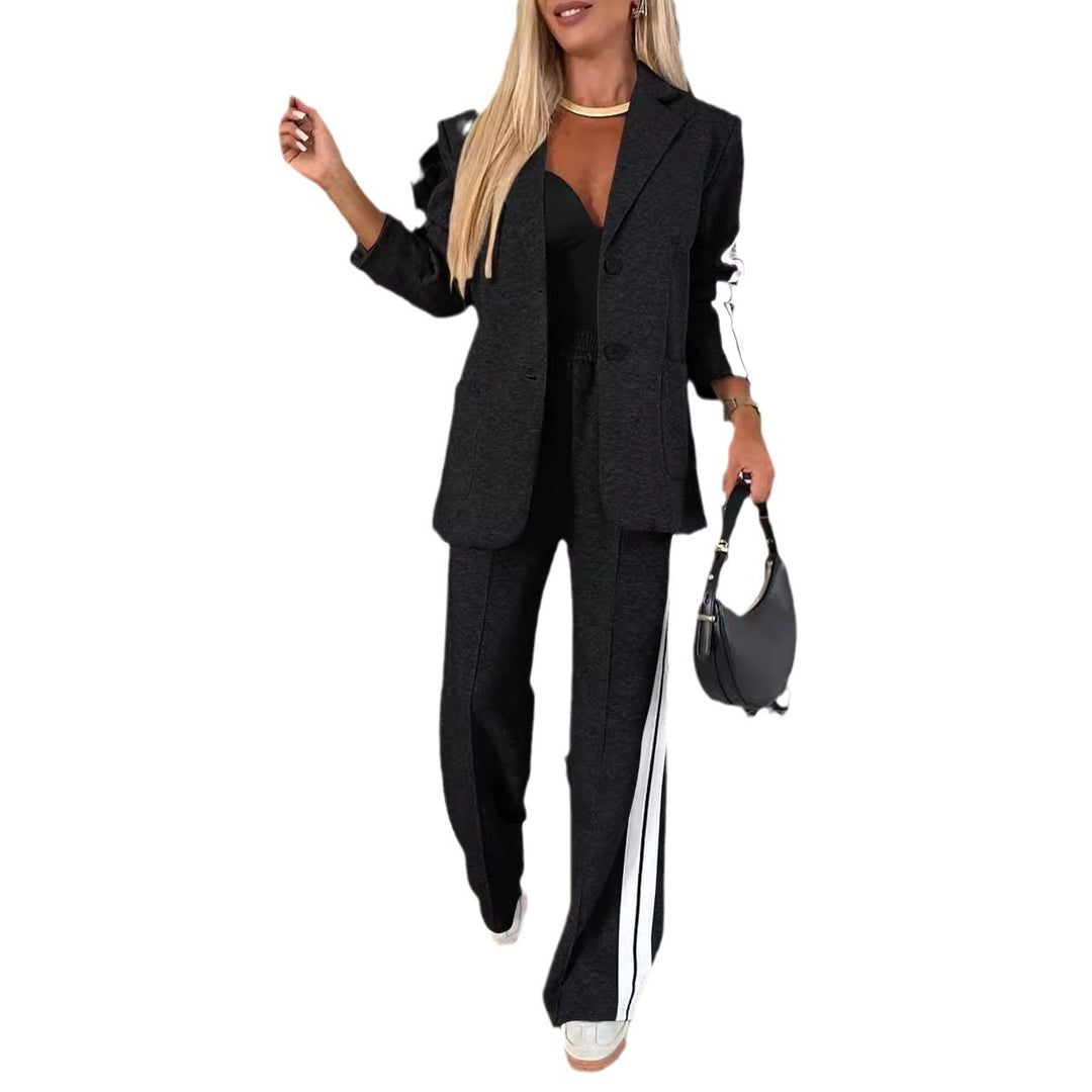 Stylish business suit set for women with wide pants and casual blazer Lune London