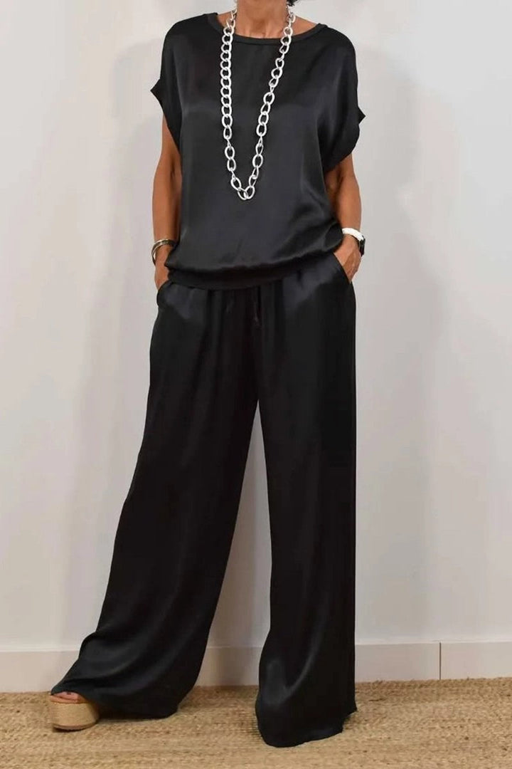 Women’s Elegant Satin Lounge Set with Loose Fit and Casual Top Lune London