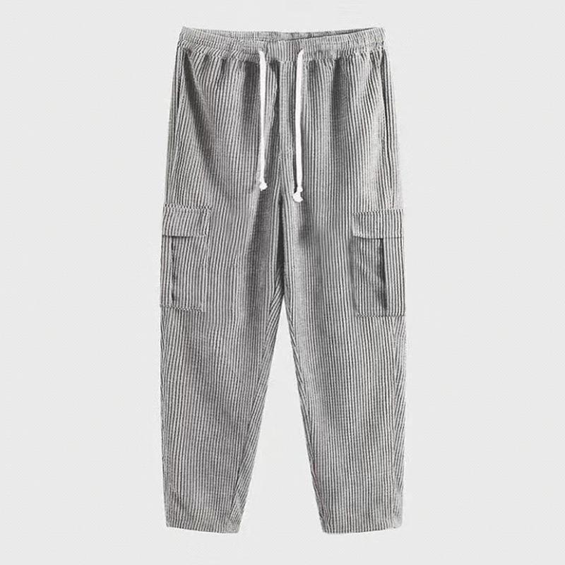 Casual cargo pants for men with elastic waist and practical pockets Lune London
