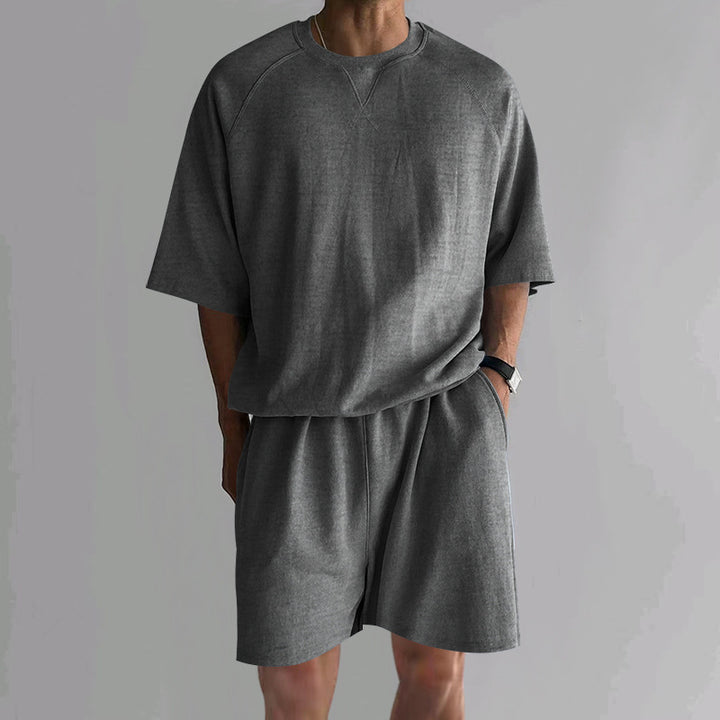 Comfortable sports suit for men with wide sleeves and an elastic waist Lune London
